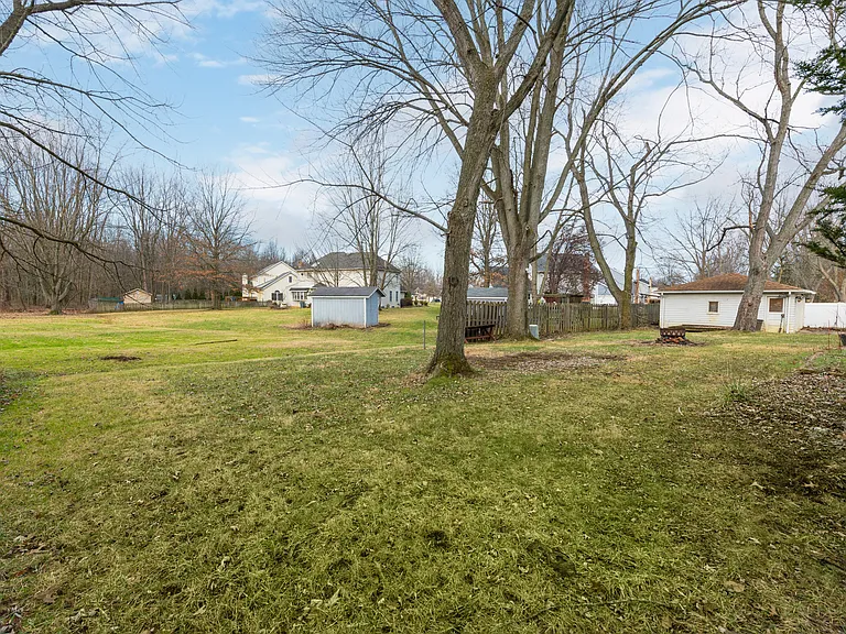 2930 Northglen Dr — Photo 35