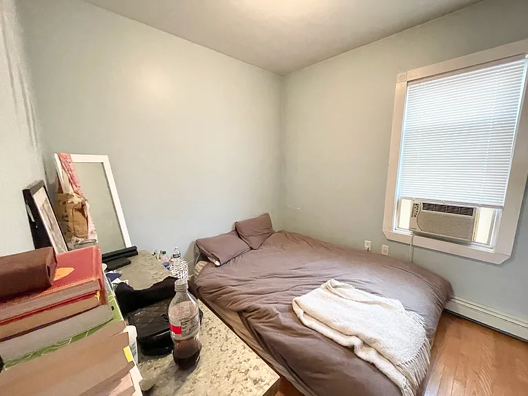 44-46 Ward St #2 — Photo 9