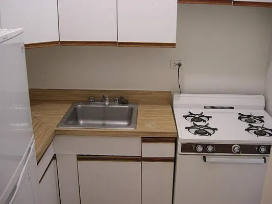 Rented by Compass | media 22