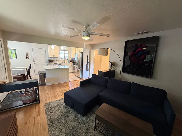130 Brady Ct — Photo 10
