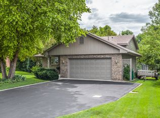 4651 S Park Dr, Savage, MN 55378