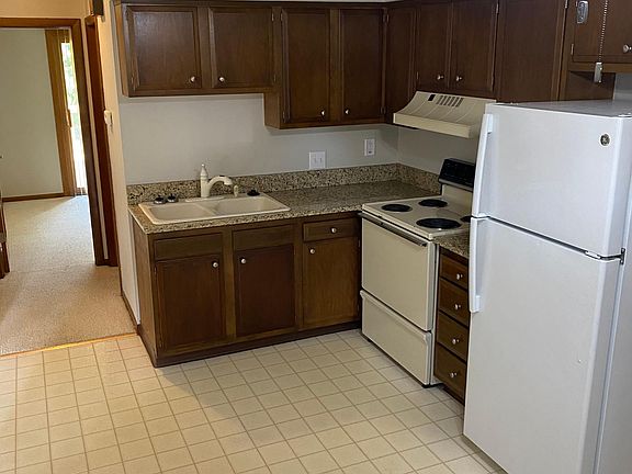 3rd image of 2808 21st Ave
