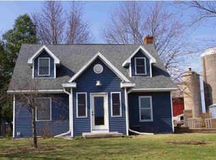 W8071 State Highway 76, Shiocton, WI 54170