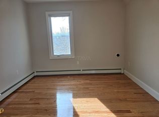 16 Broadway #16, Somerville, MA 02145