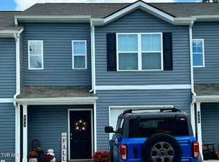 964 Lola Ln, Kingsport, TN 37664