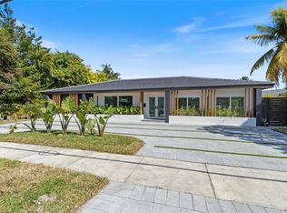 Raintree Lake Sec Three, Miami, FL 33180