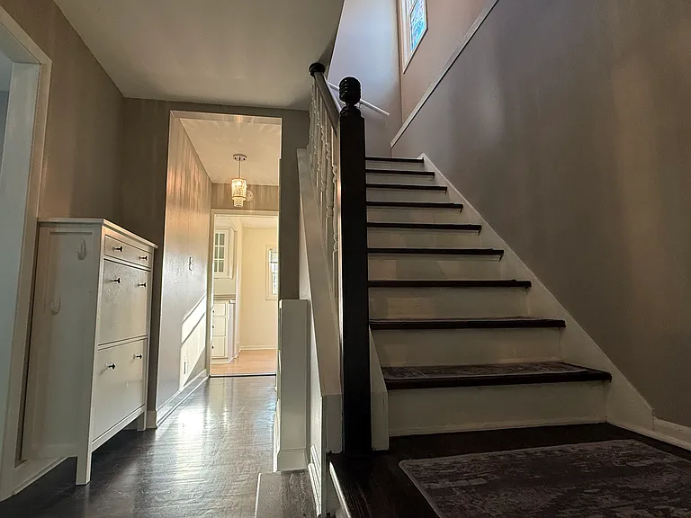 5577 N Kent Ave — Photo 14