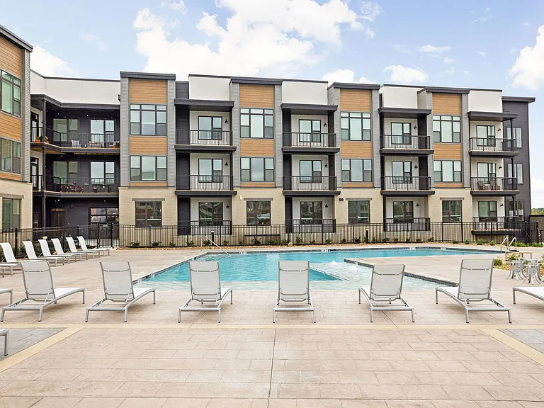 ALTO Apartments of Lenexa — Photo 61