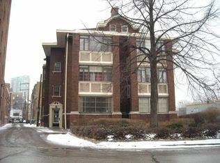 1734 Orrington Ave #3, Evanston, IL 60201