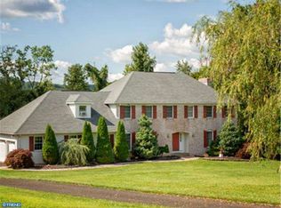 265 Valley View Rd, Riegelsville, PA 18077