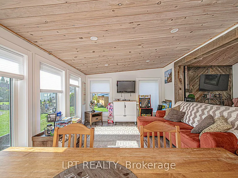 223 Shuttleworth Rd — Photo 21