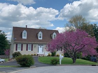 627 Iroquois Rd, Danville, KY 40422