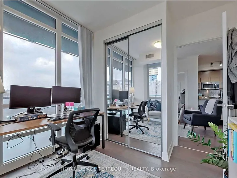 825 Church St #1502 — Photo 13