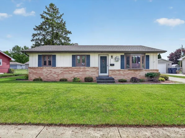 2215 S Grant Ave, Janesville, WI 53546