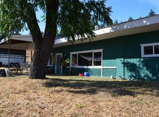 83584 Rattlesnake Rd, Dexter, OR 97431