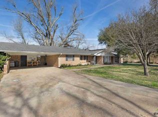 495 E Ohio St, Van, TX 75790