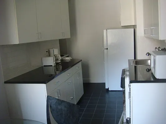 Rented by Luxury Property Group | media 2