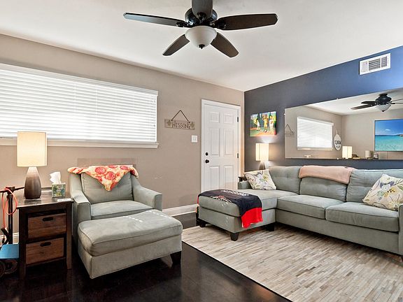 2nd image of 8243 Queenswood Ct