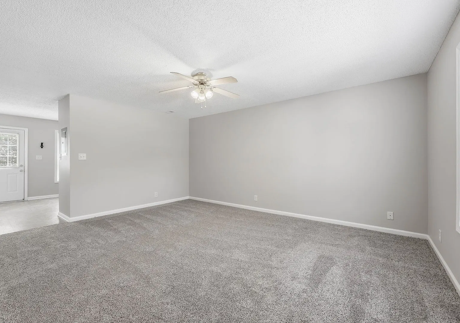 Raleigh Dr. 296 A-D — Photo 3
