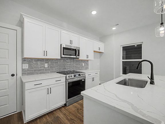 6th image of this home