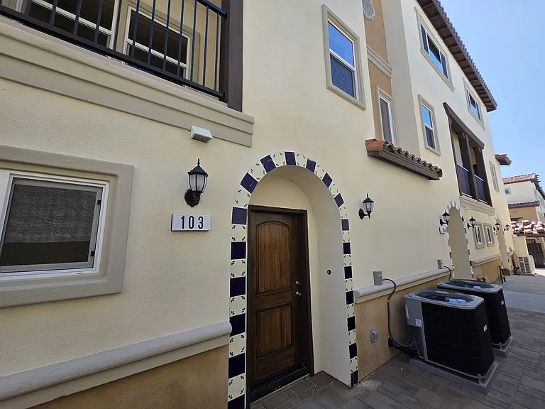 1626-1630 W Mission Blvd #103 — Photo 1