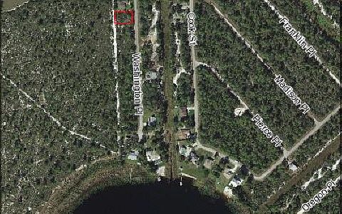 4th image of 560 Washington Pl