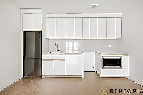 Rented by Rentopia | media 25