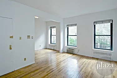 Rented by Plaza Real Estate Group