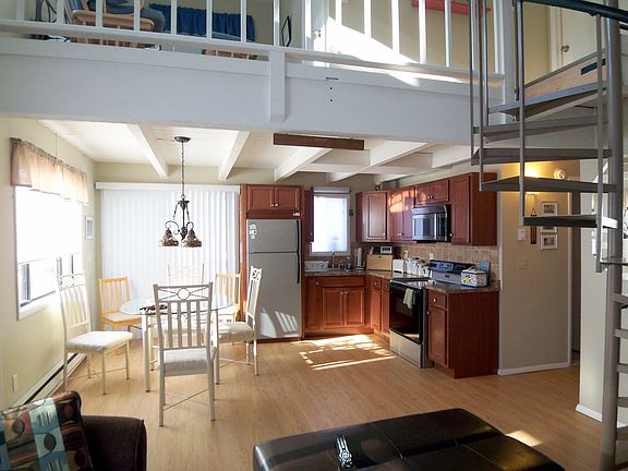 Open and Bright Living Space