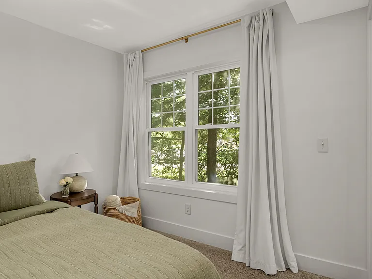 1385 Arbor St — Photo 19