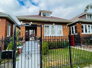 5828 S Albany Ave, Chicago, IL 60629