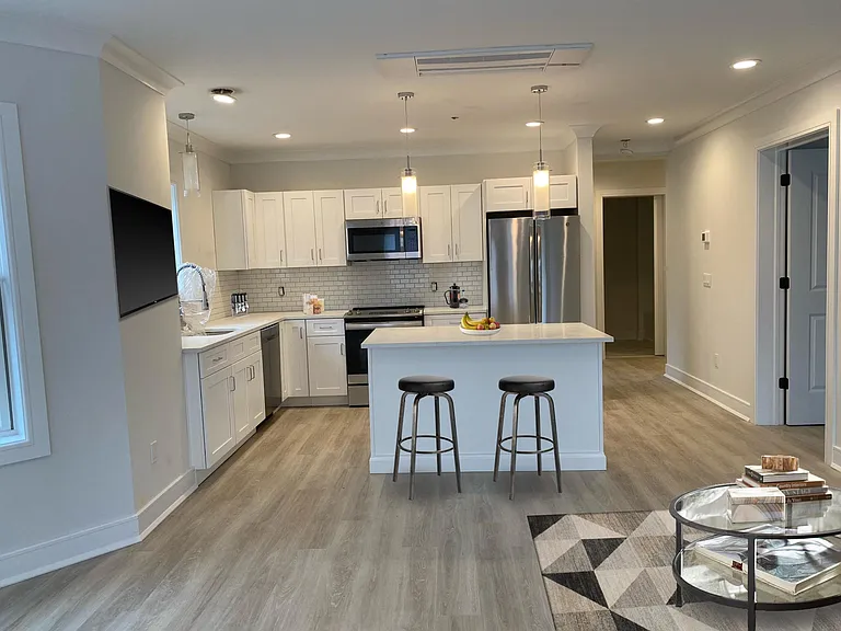91 Bedford Rd #2A — Photo 2
