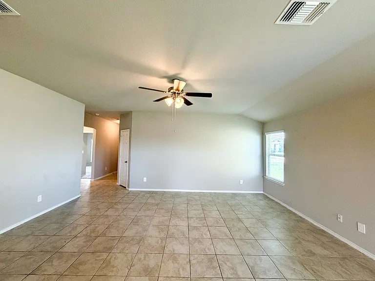 3137 Wigeon Way — Photo 4