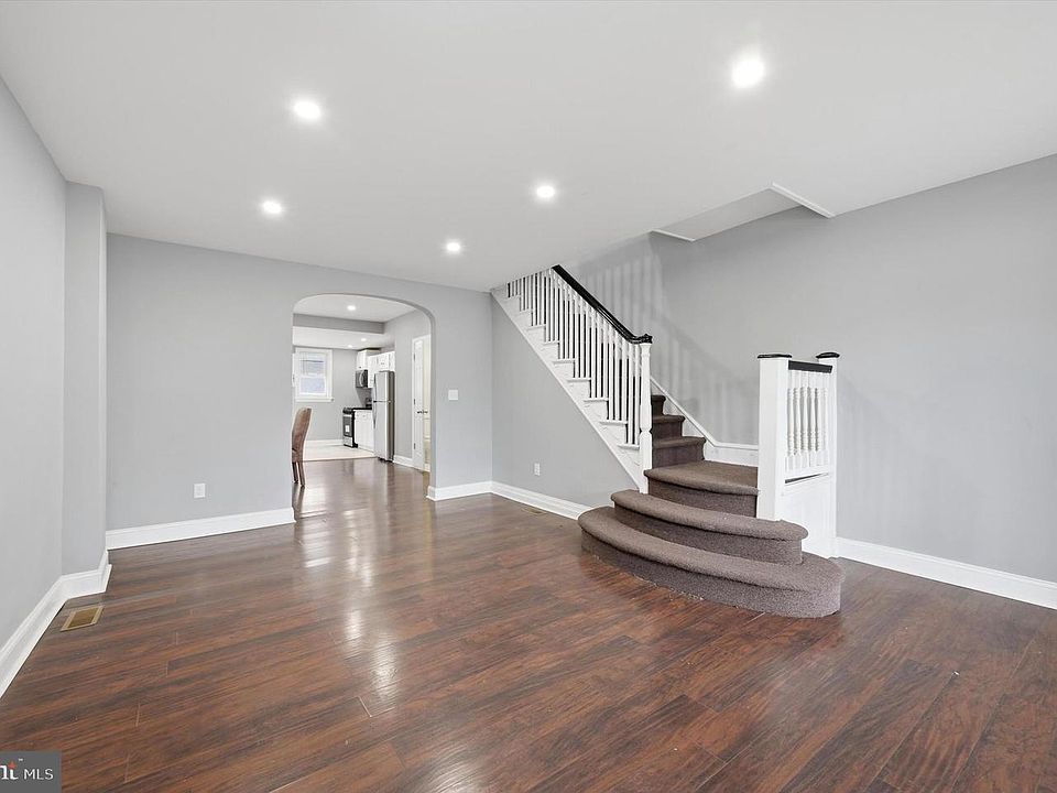 1st image of 5657 Florence Ave