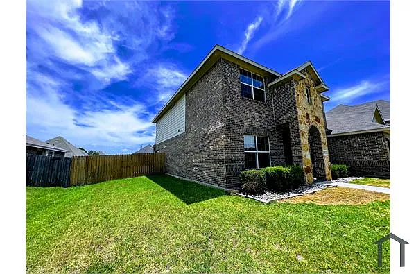 Building Photo - 3002 Limestone Cir