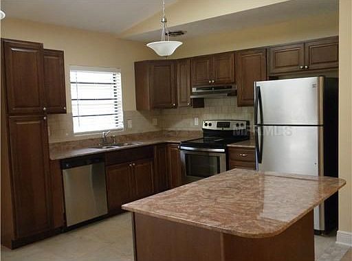 5th image of 865 Eastbrook Blvd