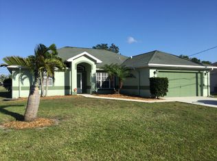2367 SE Rock Springs Dr, Pt Saint Lucie, FL 34952