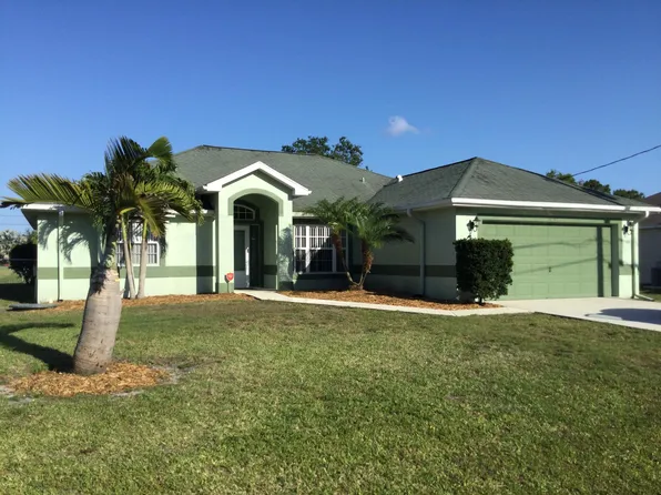 2367 SE Rock Springs Dr, Port Saint Lucie, FL 34952