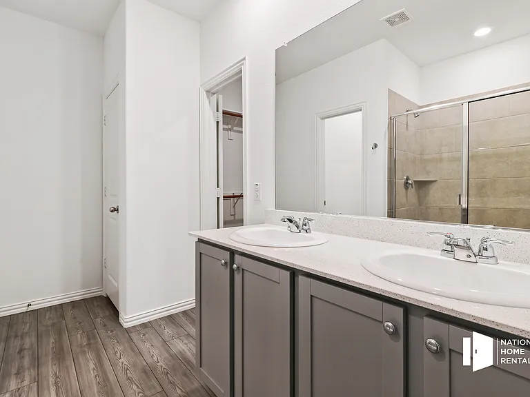 5721 Barbaro Dr — Photo 8