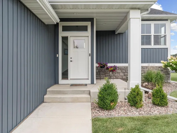 1404 20th St NE, Austin, MN 55912