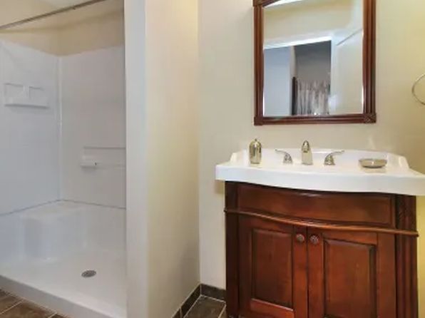 40-46 Winter St #205