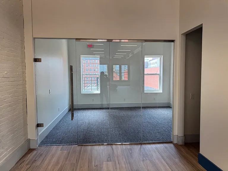 615 Main St #6 — Photo 3