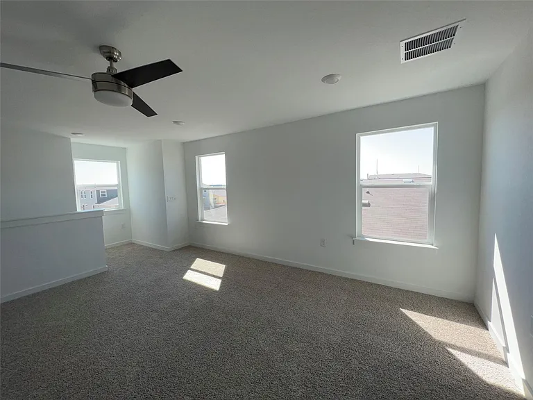 13820 Lubeck Dr — Photo 14