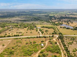 411 Fm 86, Red Rock, TX 78662