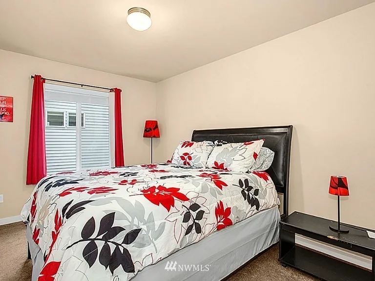 9956 244th Pl NE #98053REDMOND — Photo 10