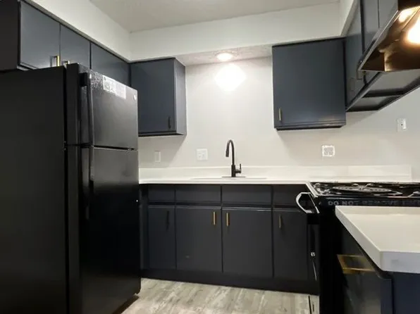 3341 Holdrege, 3341 Holdrege St #1B-1Ba-628Sqft, Lincoln, NE 68503