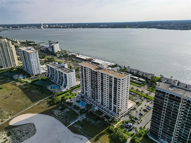1270 Gulf Blvd #1706 — Photo 37