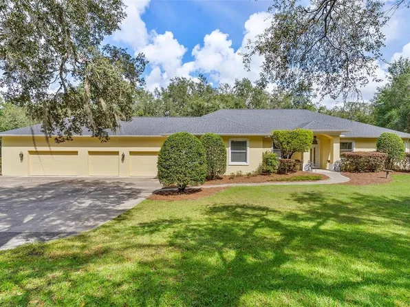 5625 LAKE GRIFFIN ROAD, LADY LAKE, FL 32159