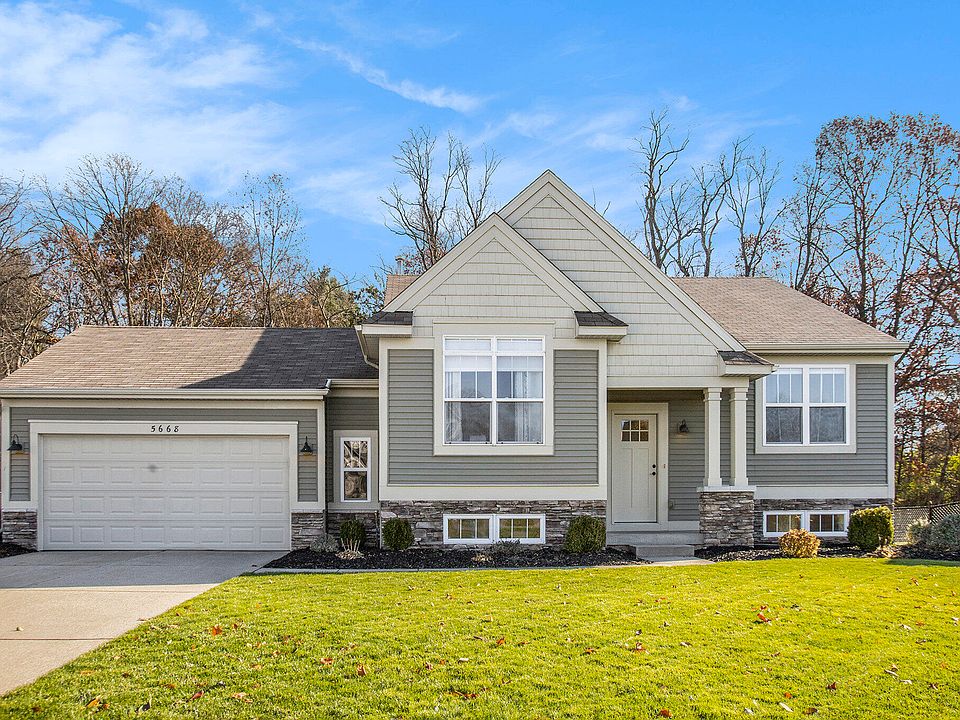 1st image of 5668 Saddle Horn Dr NE