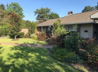 664 River Oaks Pl, Baton Rouge, LA 70815